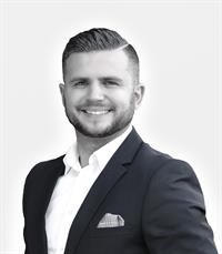 Vitalii Velykocholovik — RealEstate real estate partner