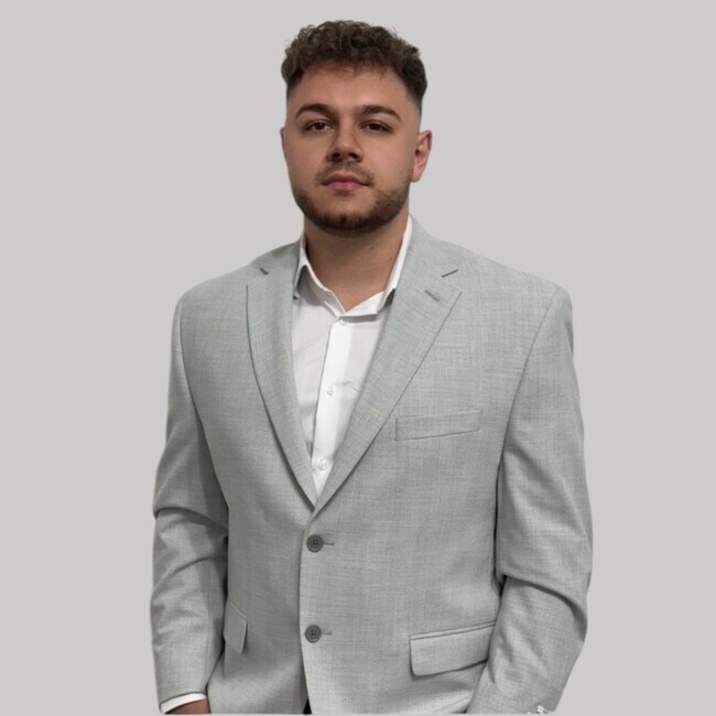 Vlad Zhelezoglo — RealEstate real estate partner